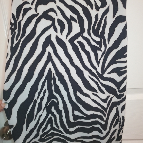 WHBM Zebra Lace-Up Back Body-con Knit Dress Sz S - Picture 3 of 11